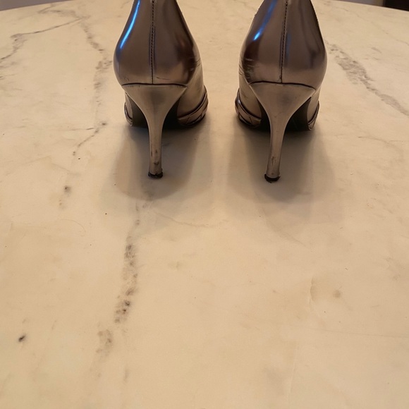 Silver heels - Picture 2 of 6